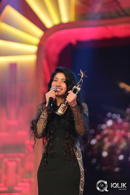 South-Indian-International-Movie-Awards-2016-Day-2